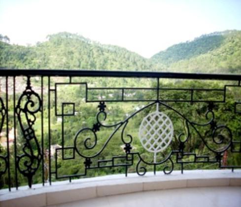 Sapphire Inn Bhimtal Exterior photo