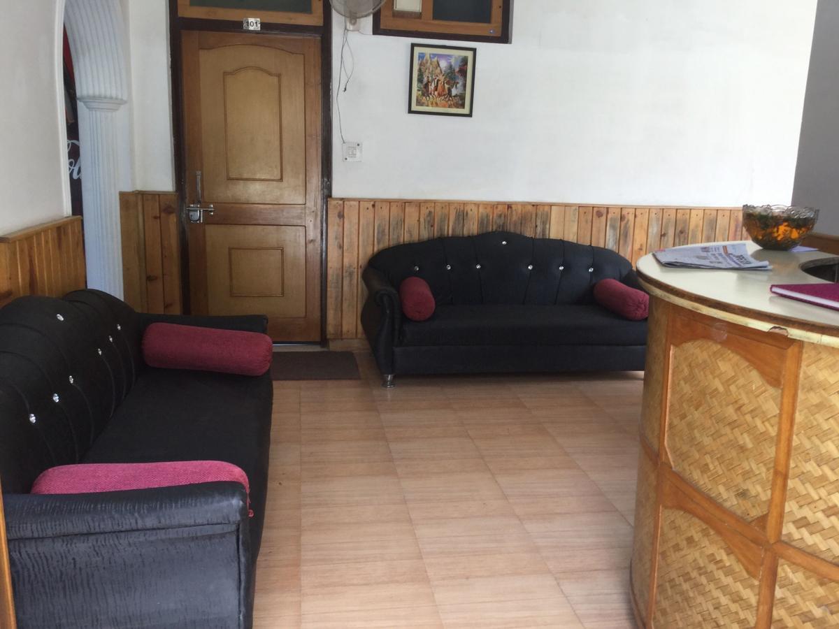 Sapphire Inn Bhimtal Exterior photo
